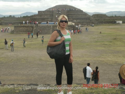 26042012 Yaneth Quiñones Esparza de paseo.