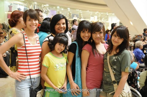 27042012 DIANA , Vanessa, Laura, Claudia, Lesly y Amanda.