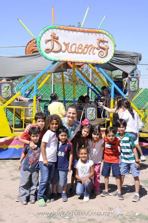 30042012 FERNANDO , Carlos, Felipe, Ale, Rosario, María Luisa, Valeria, Marcela, Diego y Juan.