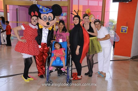28042012 KARLA  López, Olivia Díaz, Manuela Campos, Nancy Reyes, Pily Jiménez, Alejandra Maisterrena y Rosa María Hernández.