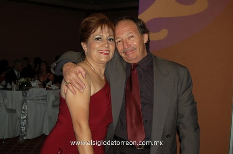 28042012 CECILIA  Pacheco y Sergio Salgado.
