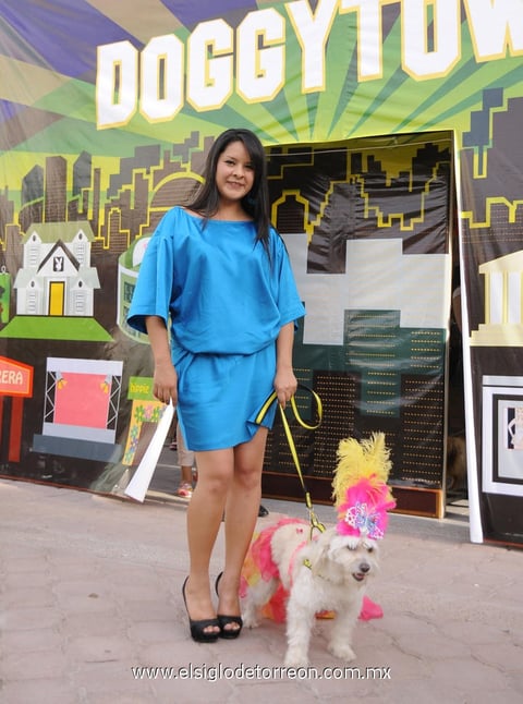29042012 CECILIA  Adame y Princesa.