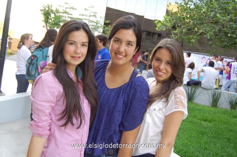 01052012 MARIANA , Pamela, Paula, Sara y Victoria.