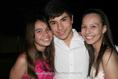 01052012 BÁRBARA,  Esteban y Miriam.