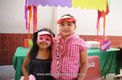 02052012 RENATA  y Valeria.