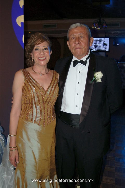 01052012 PATRICIA  González y Felipe Mitre.