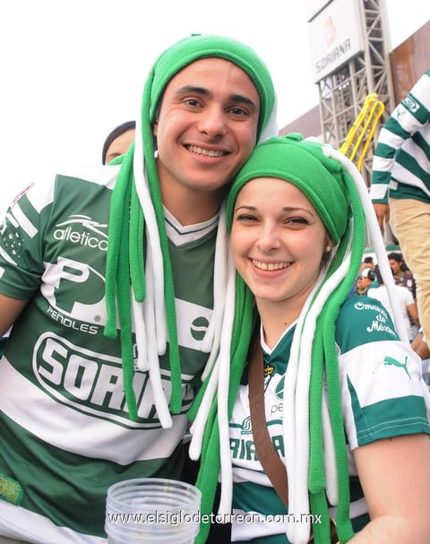 02052012 RUBéN  y Caro.