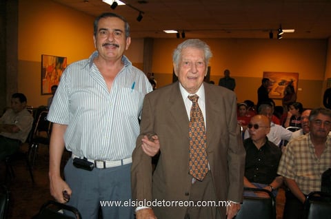 01052012 CARLOS  González Montemayor y Carlos González Puente.