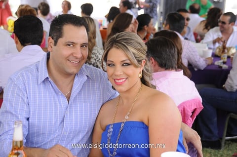03052012 ALEJANDRO  y Belinda.