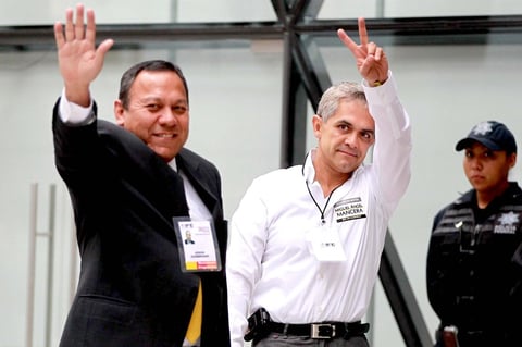 Presidenciables realizan primer debate