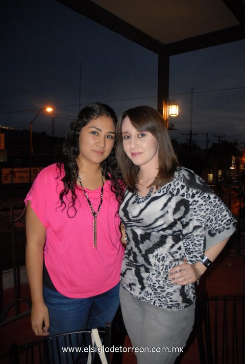 04052012 ARMANDO  Martínez y Daniella Ramírez.