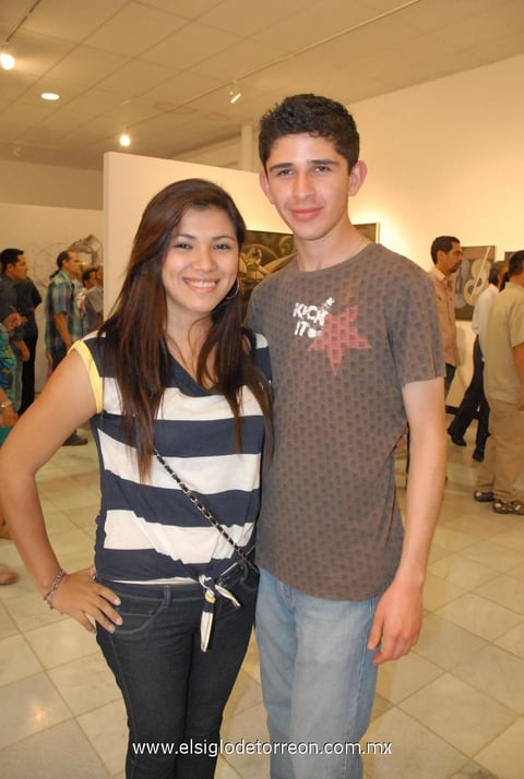 04052012 KITZIA  y Emilio.