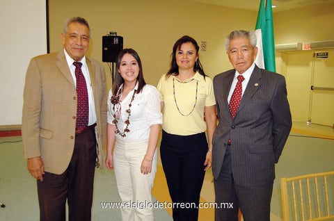 06052012 RODOLFO  Silva, Bathsaida Lozano, Sayra Silva y Toño Lee.