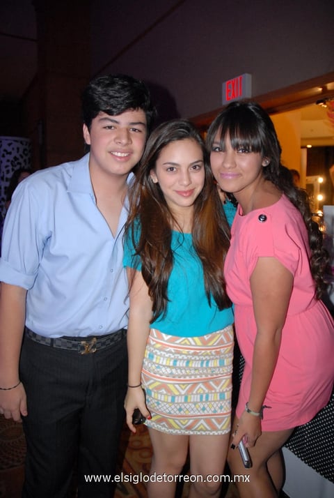 07052012 DIEGO,  Andrea y Daniela.