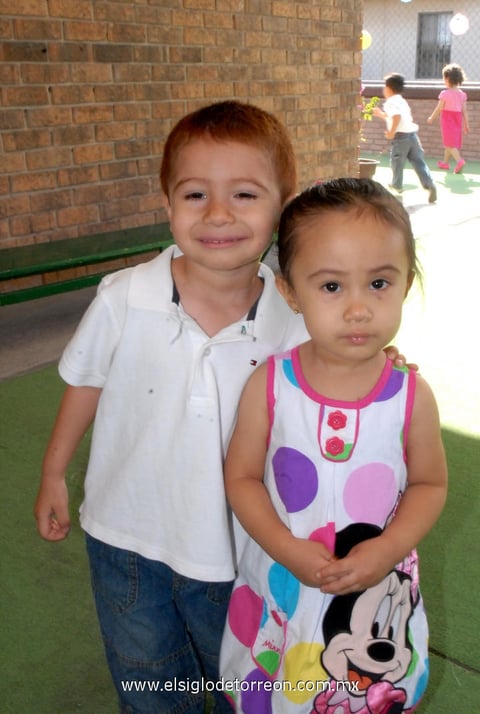 07052012 RICARDO  y Marián.