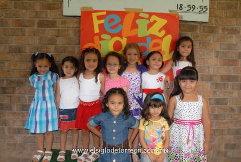 07052012 LíA , Ivana, Ana Cecy, Regina, Paulina, Monse, Brenda, Luciana, Karime y Valeria.