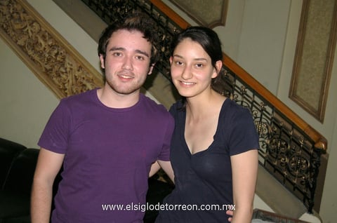 07052012 OMAR  y Licely.