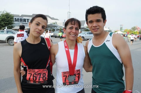 07052012 ROSY  Carmona, Blanca Castrellón y Luis Juárez.