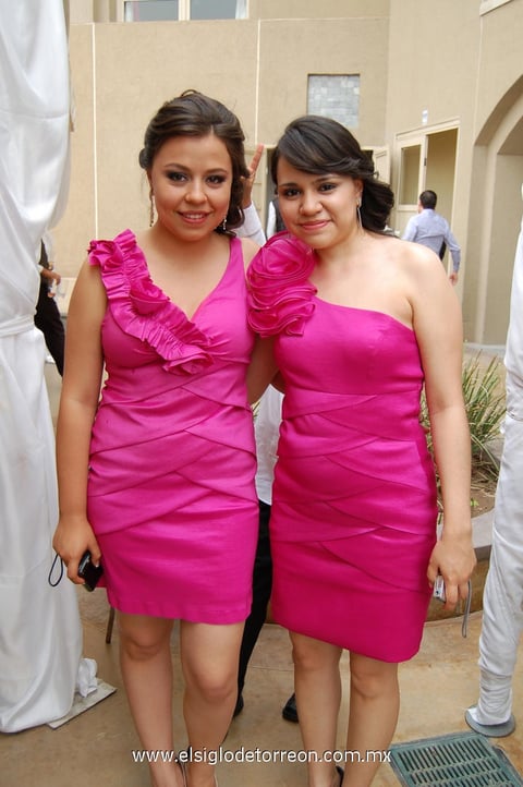 08052012 MARIANA  y Maricruz.