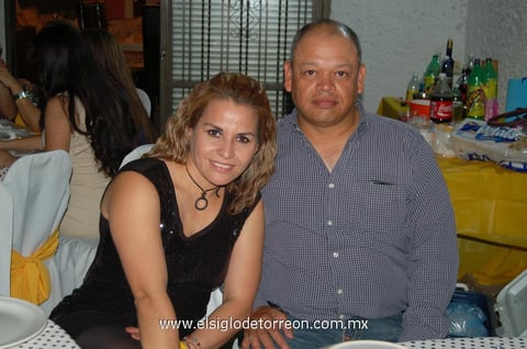 08052012 ADRIANA  y Rodrigo.