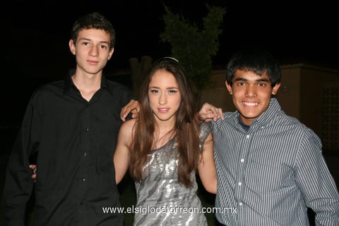 10052012 RODRIGO , Evelyn y Silvestre.