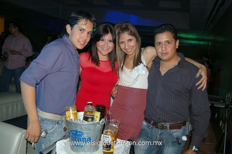 11052012 KIKE,  Zaira, Cynthia y Édgar.