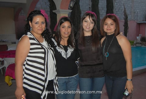 11052012 GRIS , Nadia, Aracely y Daniela.