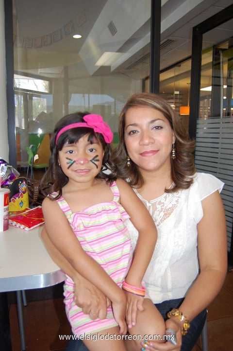 11052012 FERNANDA  García y Magda.