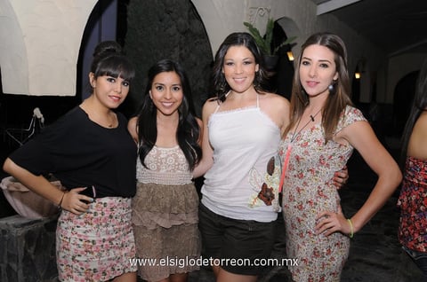 12052012 XIMENA , Diana, Cecy y Mirna.
