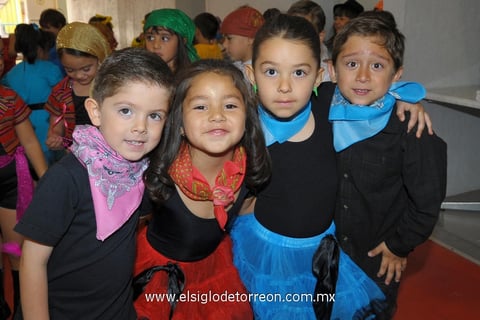 13052012 FRANK,  Emma, Montse y Gabriel.