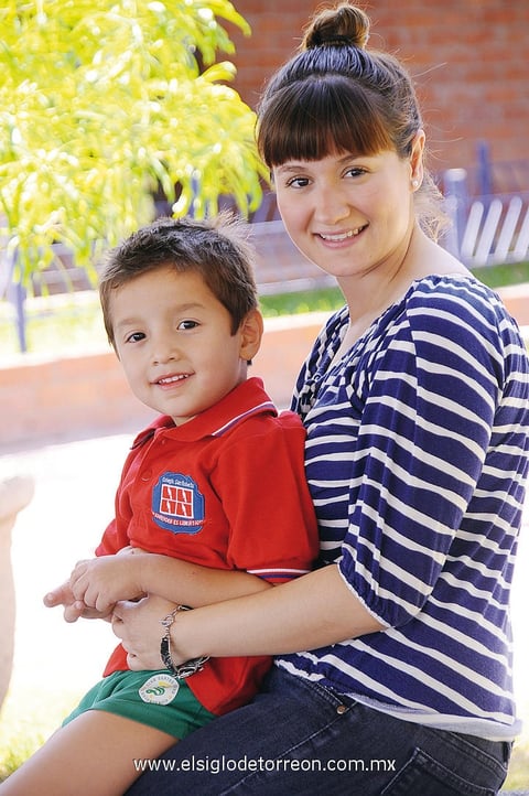 13052012 ANDRéS  Varela Hernández y Paulina Hernández de Varela.