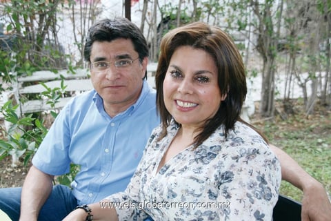 13052012 ARTURO  y Rocío Reza.
