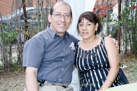 13052012 CARMEN  y Alejandro Chávez.