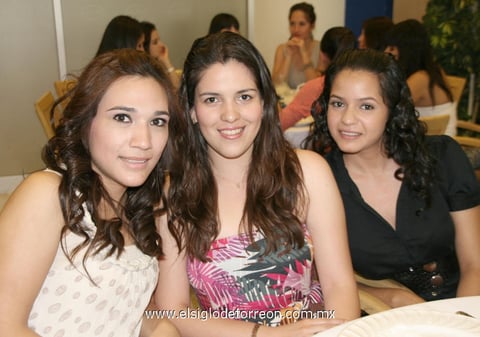 15052012 KENYA,  AnahÃ­ y Ana.