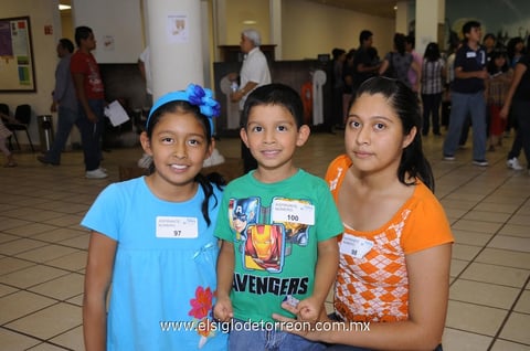 16052012 ANDREA , Uriel y Gabriela.