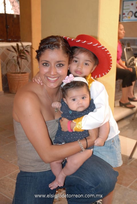 17052012 GABY , Sofi y Natalia.