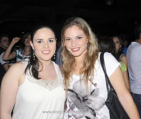 18052012 MARGARITA  y Regina.
