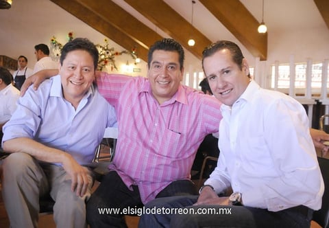 Jorge M. Galván, José Luis Orozco y Arturo Gilio.