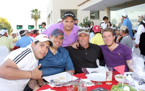 Ricardo, Javier, Ángel, Guillermo y Guillermo Jr.