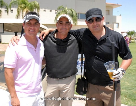 Walo Albores, Alejandro Hoyos y Jorge Reyes.