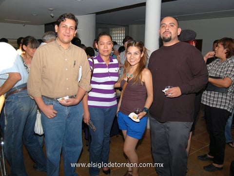 19052012 DANIEL  Maldonado, Esther Jurado, Tania Díaz y Gerardo Acosta.
