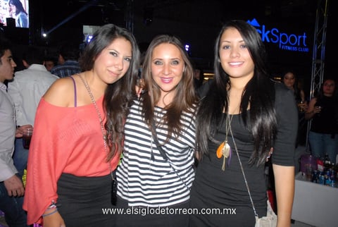 19052012 FER  Vargas, Paulina y Kali Ramírez.