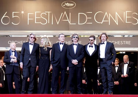 El reparto de la película "Killing Them Softly" posó ante los medios en la alfombra roja del Festival de Cannes.