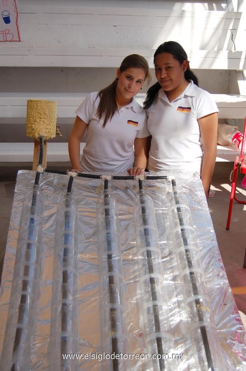 21052012 PAOLA  y Carolina.