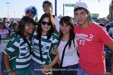 23052012 MELISA , Dámaris, Janet y Carlos.