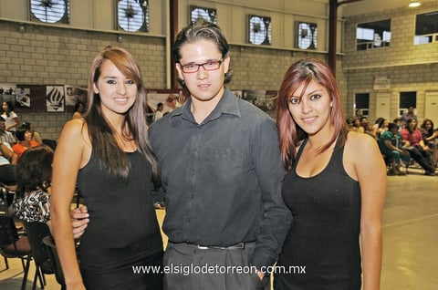 20052012 TANIA  de la Rosa, Jesús Soto y Nayma Hurtado.