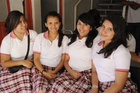 24052012 LILIANA  López, Angélica García, Cecilia Soto y Cynthia Padrón.