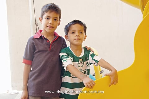 21052012 JESúS  y David.