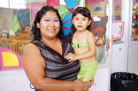 20052012 OLIVIA  y Perla.