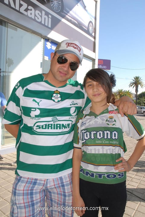 23052012 VíCTOR  y Susana.